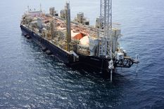 gnl: la noruega golar ofrece mas barcos para exportar gas licuado desde rio negro