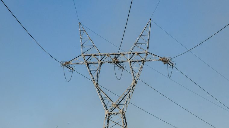 Transnoa dejó si energía eléctrica a 900 mil usuarios.