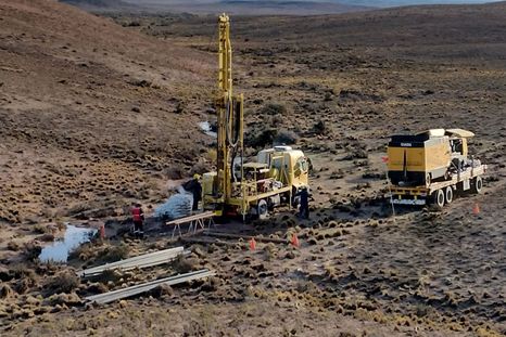 Blue Sky Uranium&nbsp;informó el inicio de un programa hidrogeológico destinado a evaluar las fuentes de agua necesarias para una eventual operación minera.
