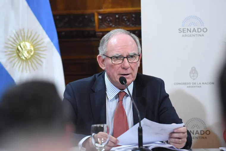 secretario-mineria-luis-lucero