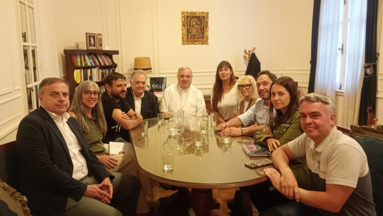 legisladores ley glaciares conferencia episcopal