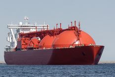 camuzzi firmo un acuerdo con vitol y avanza en su proyecto para exportar gnl desde el puerto de la plata