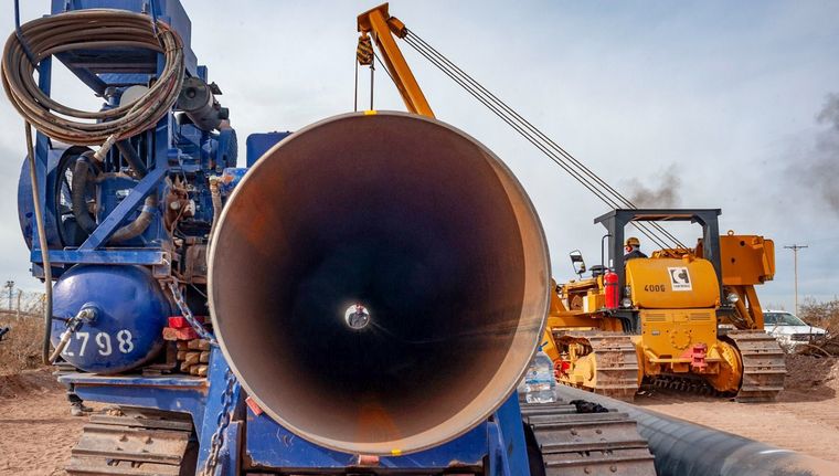 oleoducto Vaca Muerta YPF (1).jpg