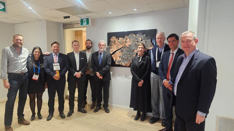 La empresa minera First Quantum, que en Argentina impulsa Taca Taca, anunció la instalación de una oficina de exploración en Mendoza.