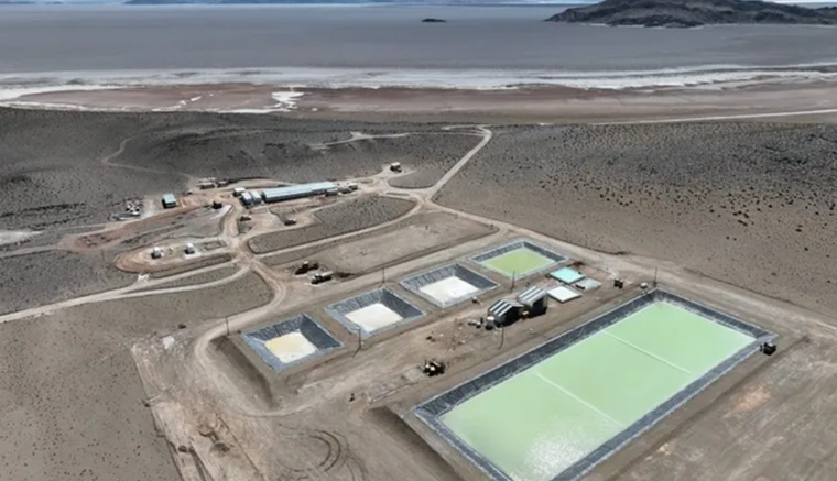 El proyecto Hombre Muerto Oeste está ubicado en Catamarca. El proyecto Hombre Muerto Oeste está ubicado en Catamarca.