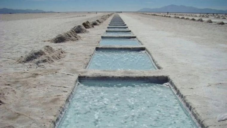 El potencial minero de Argentina es vasto y diverso, abarcando una amplia gama de minerales y metales preciosos y estrat&eacute;gicos,. como el litio. Foto: MDZ