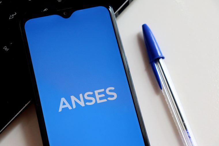 La Anses definió para mayo los nuevos montos de la AUH. La Anses definió para mayo los nuevos montos de la AUH.