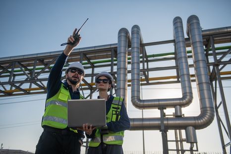 La industria química y petroquímica aumenta exportaciones y sufre la baja demanda interna