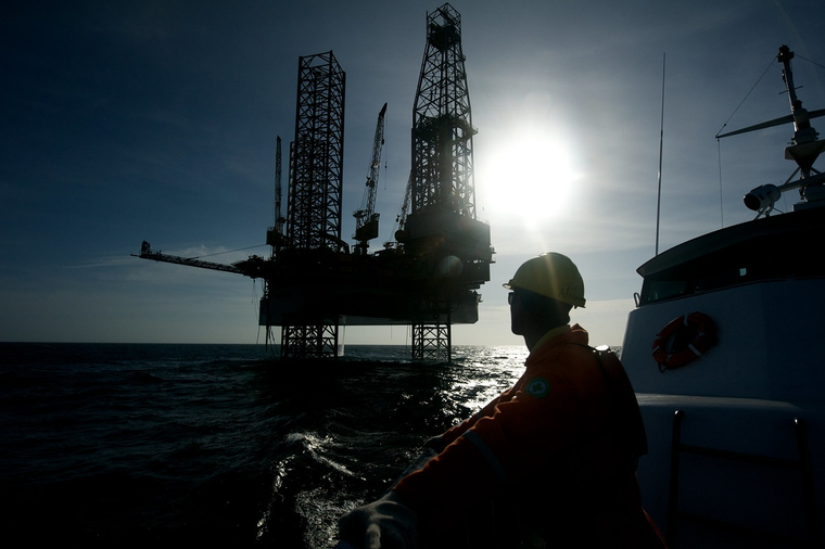 Durante el tercer mes del año, América Latina y el Caribe produjo 324 millones de barriles de petróleo. Durante el tercer mes del año, América Latina y el Caribe produjo 324 millones de barriles de petróleo.