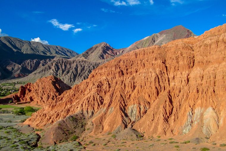 La majestuosidad de Humahuaca, en la Puna jujeña. La majestuosidad de Humahuaca, en la Puna jujeña.