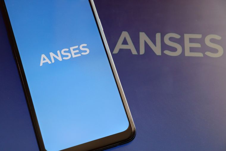 Anses pagará en junio al aguinaldo para jubilados y pensionados.