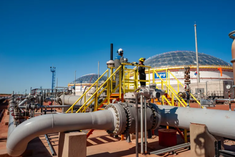 Vaca Muerta es el motor del superávit energético.