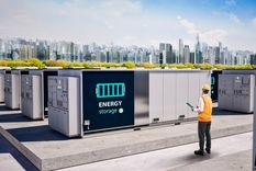boom por las baterias: la licitacion almasadi recibio ofertas por mas de 8.300 mw y multiplico por diez la potencia prevista
