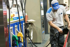 YPF definirá esta semana una suba de sus combustibles tras el fin del bufffer de 45 días