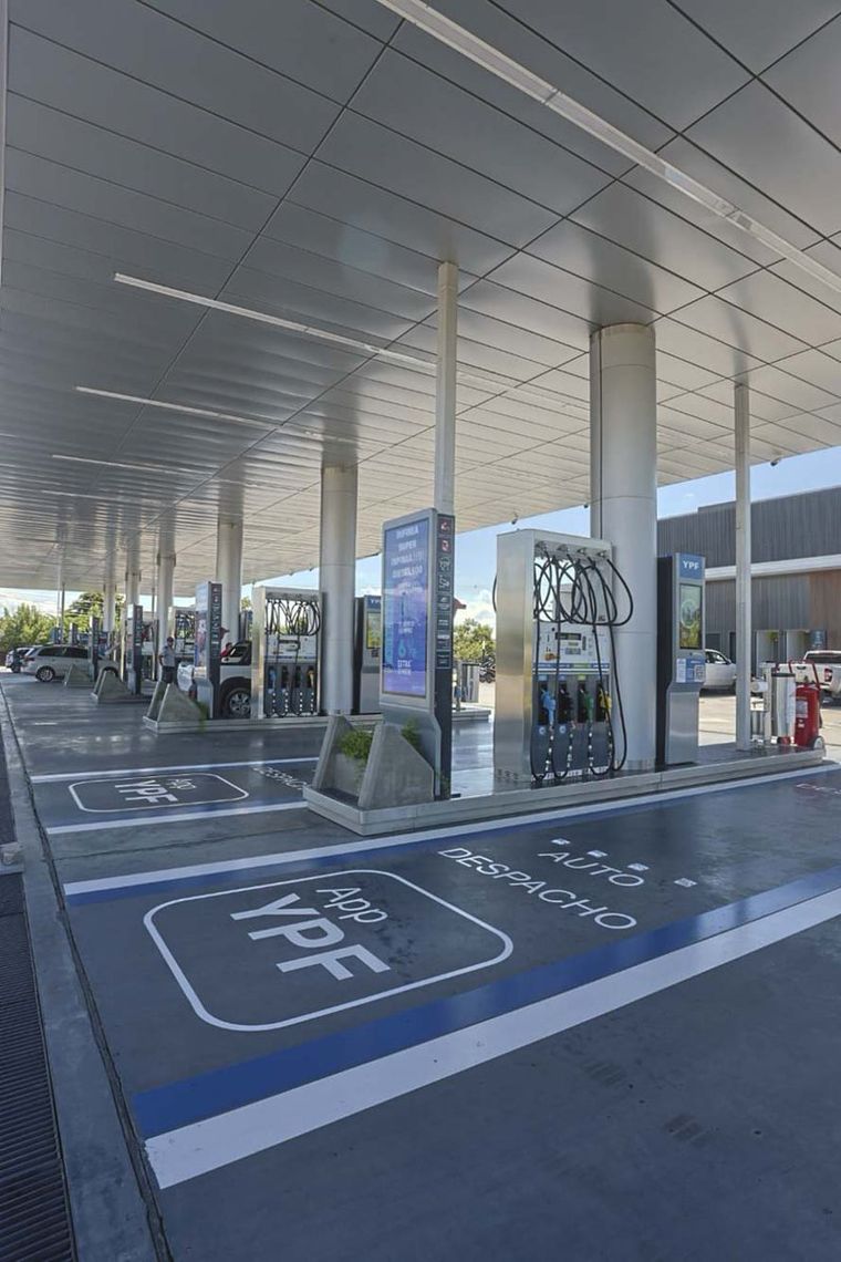 Estación de YPF con autodespacho. 