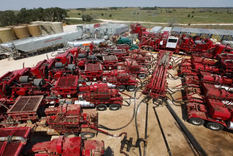 ypf suma infraestructura para acelerar la produccion de vaca muerta