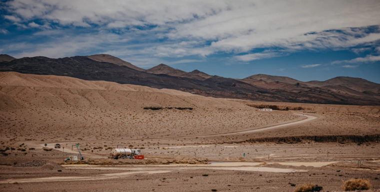 El proyecto Vicuña es uno de los mayores depósitos de cobre, oro y plata sin desarrollar del planeta. El proyecto Vicuña es uno de los mayores depósitos de cobre, oro y plata sin desarrollar del planeta.