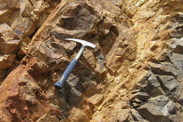 pico minero minería