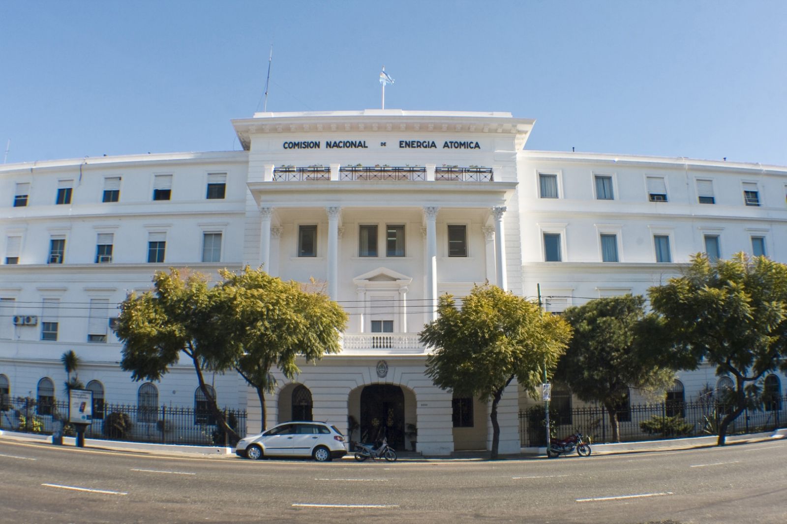 MinErgy | Fachada de la sede central de la CNEA en la Ciudad de Buenos Aires Foto: CNEA