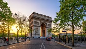 Argentina lleva a París su gran vidriera de inversiones, con energía y minería en primera fila Argentina lleva a París su gran vidriera de inversiones, con energía y minería en primera fila