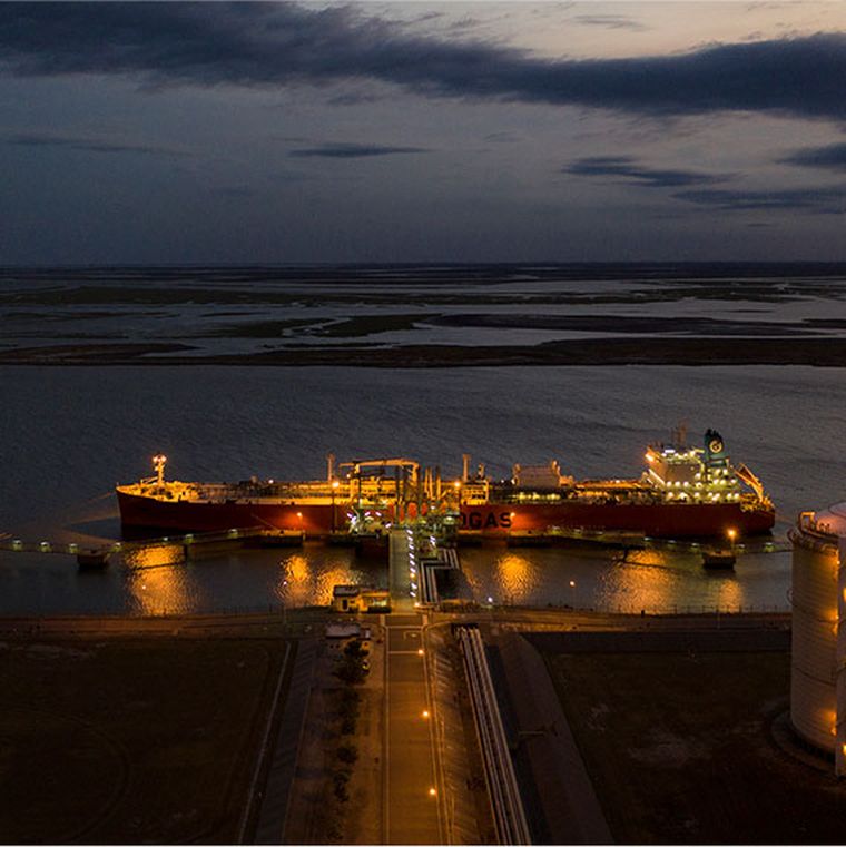 compañía mega barco