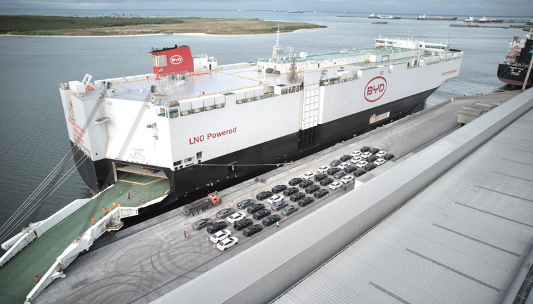 Uno de los barcos de la marca china BYD.