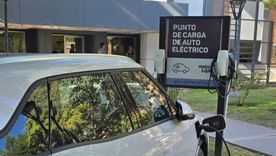 Carga de autos eléctricos. Carga de autos eléctricos.