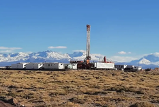 mendoza busca inversores para desarrollar su costado de vaca muerta